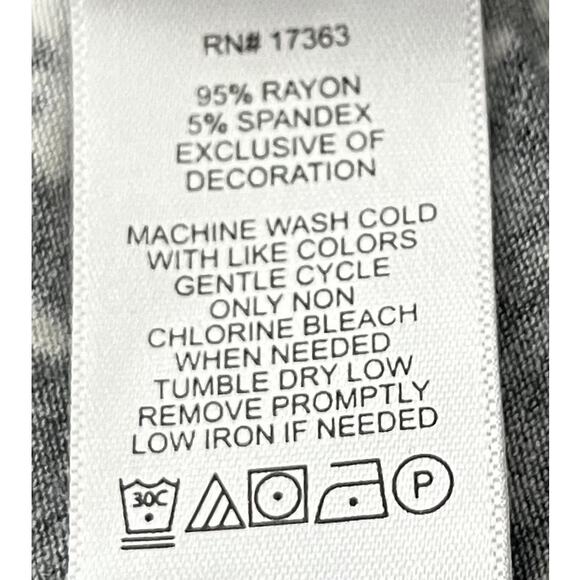 ANNE KLEIN CAP SLV, V-NECK, PULL-OVER BLOUSE, WOMENS, M-BLACK/WHITE ABSTR, TULLE - Picture 11 of 12